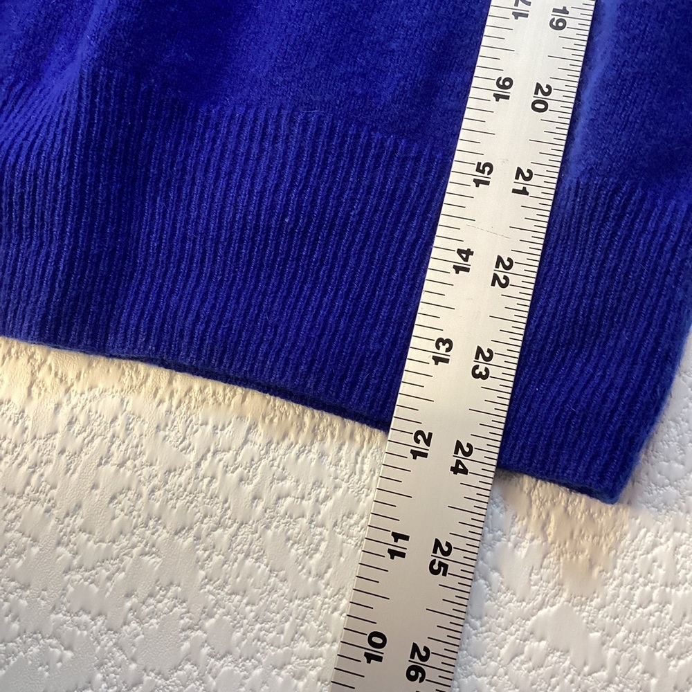 Halogen Royal‎ Blue V Neck 100% Cashmere Pullover Sweater Large - Picture 6 of 9